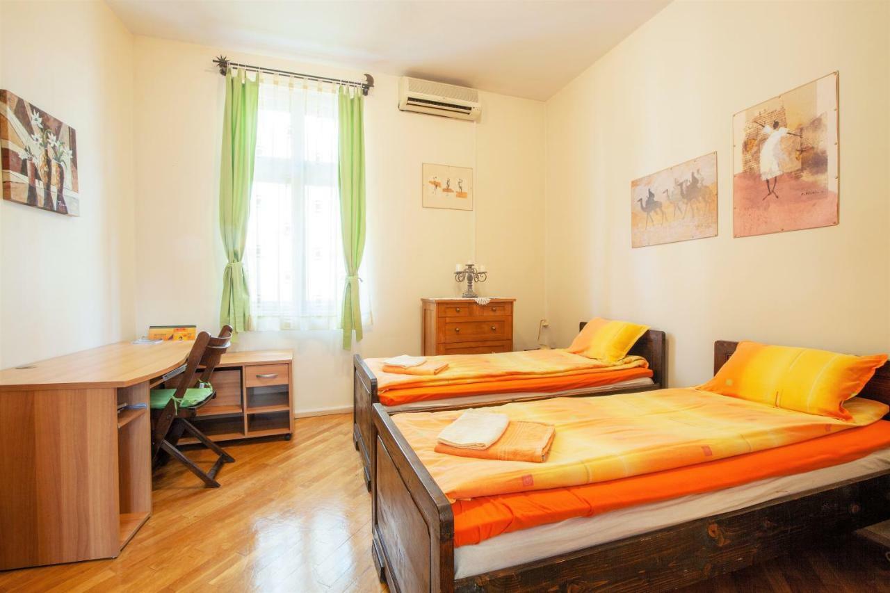 Time Traveling Apartment Sofia City 外观 照片