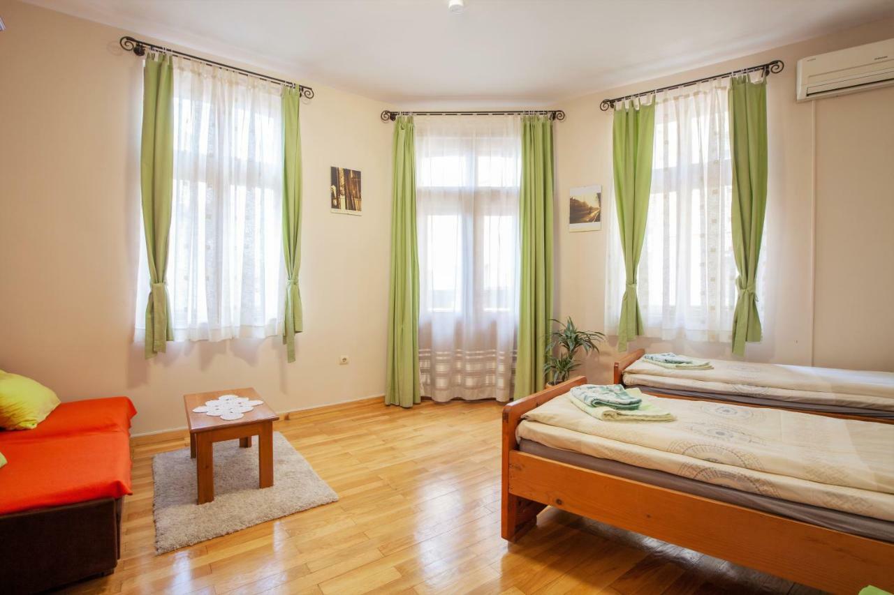 Time Traveling Apartment Sofia City 外观 照片